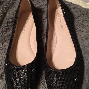 Antonio Melani Flats